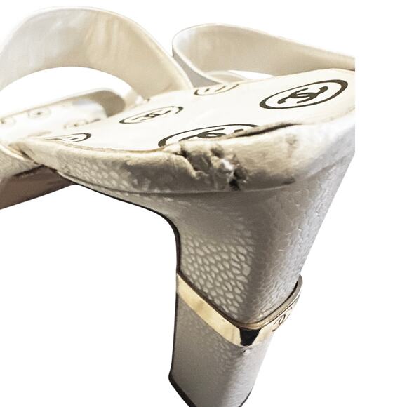 CHANEL Coco Mark CC Caviar Heeled Slip On Sandals Pearl White New w/ Defect 40 - Picture 5 of 8